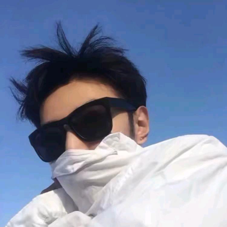 小扬不张扬