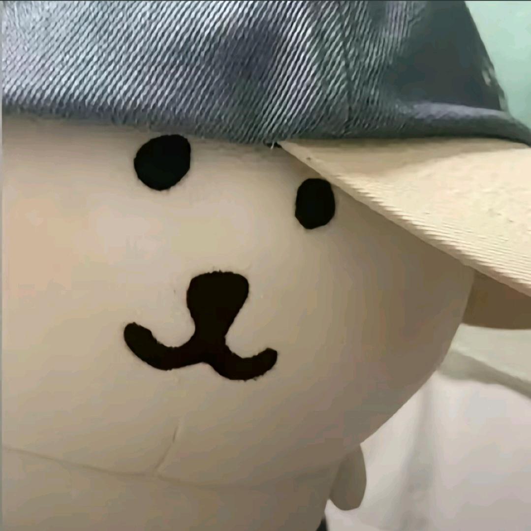 小新爱喝柠檬水