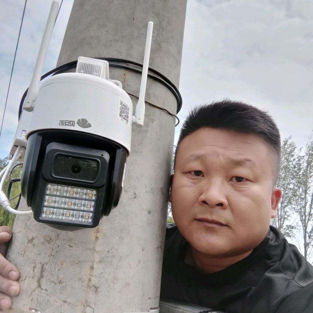 监控小哥