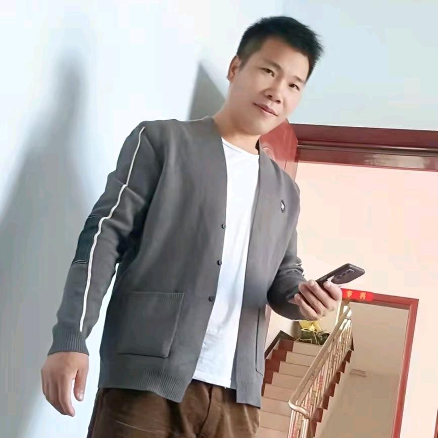 《卡车司机小伟》