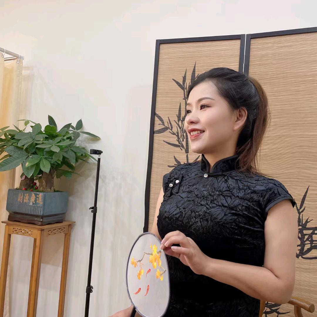 一缕微风绕指柔