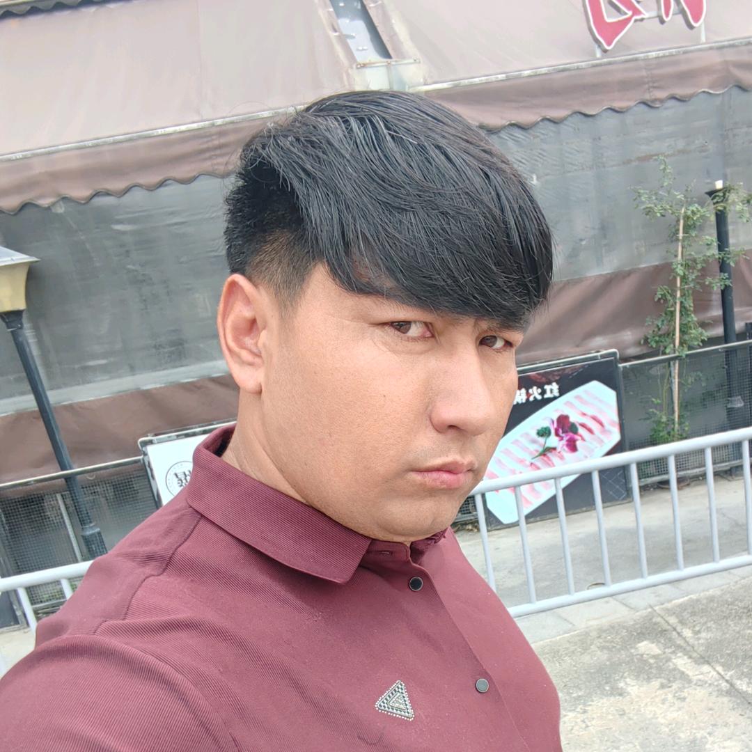 成都阿总优信二手车销售有限公司