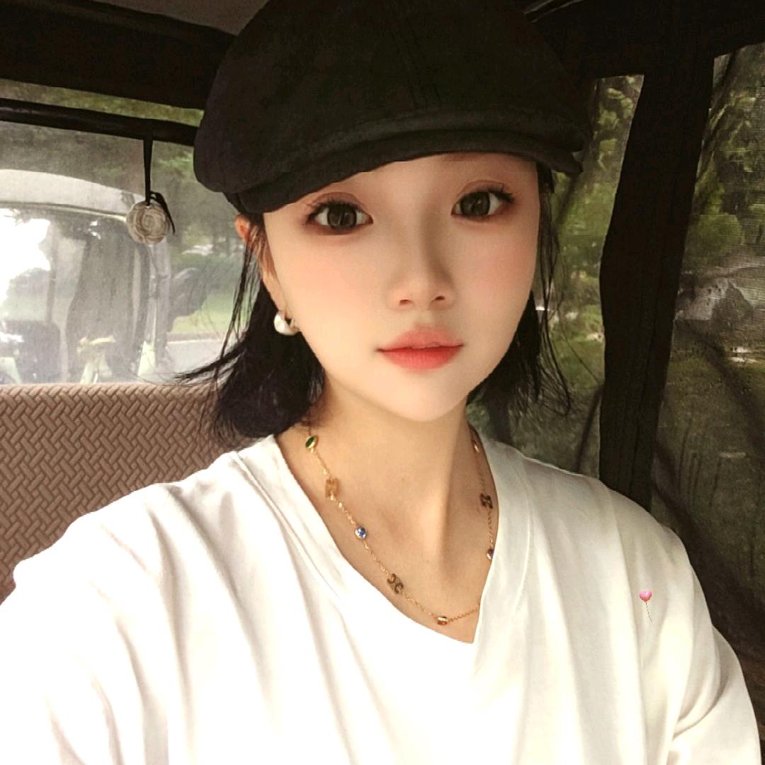 是莉莉呀😙