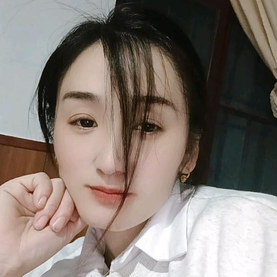 风中的云