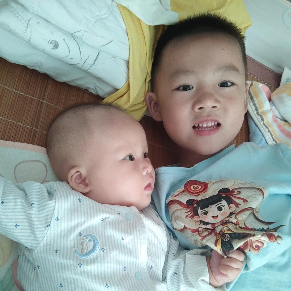 小瓶子🏺