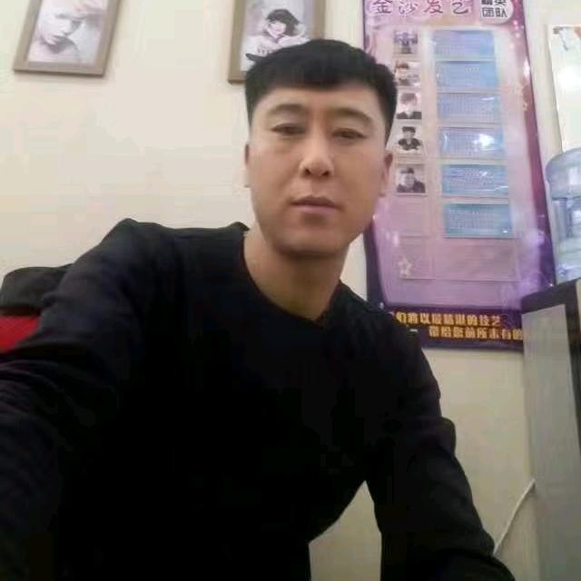 农村辉哥砸墙地热拉毛上料