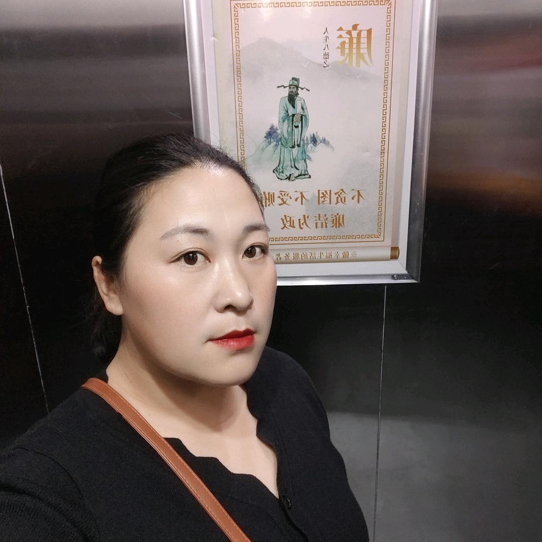 开开心心✧٩(ˊωˋ*)و✧