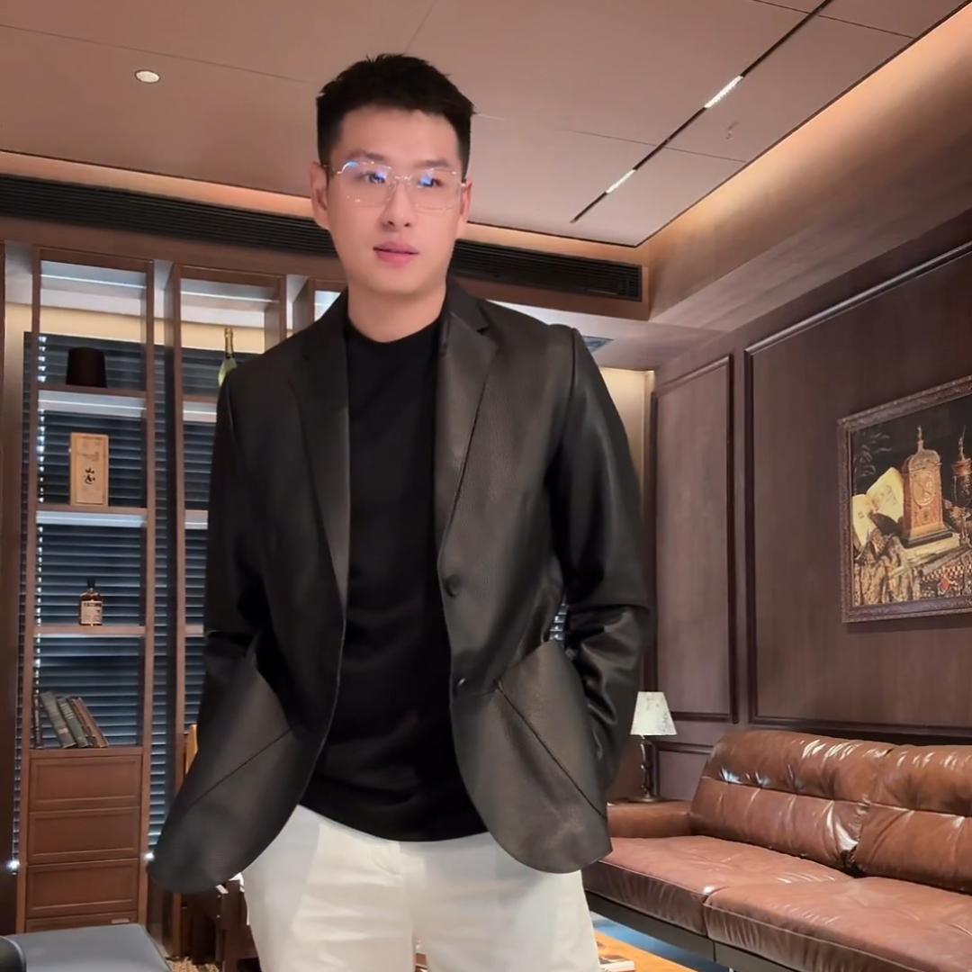 MBNL-F秦磊每日穿搭