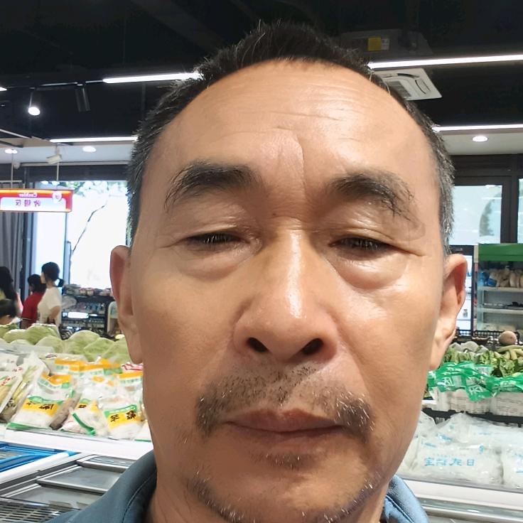 搞笑哥上午10，点半