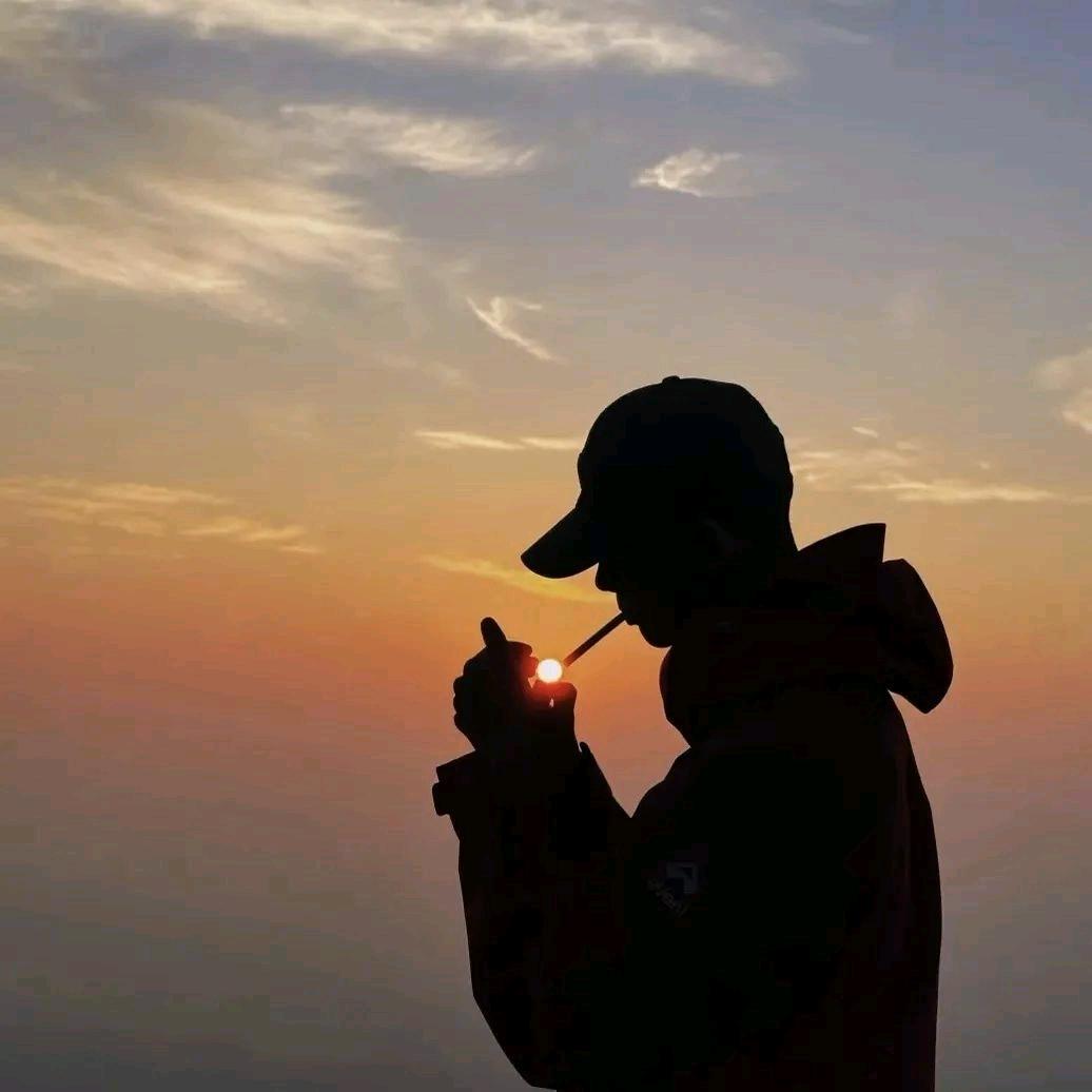 张能能：哑巴给聋子说瞎子看见了爱情