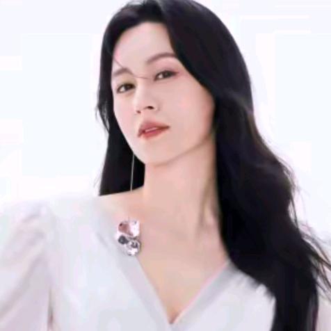 唐艺小跟班~