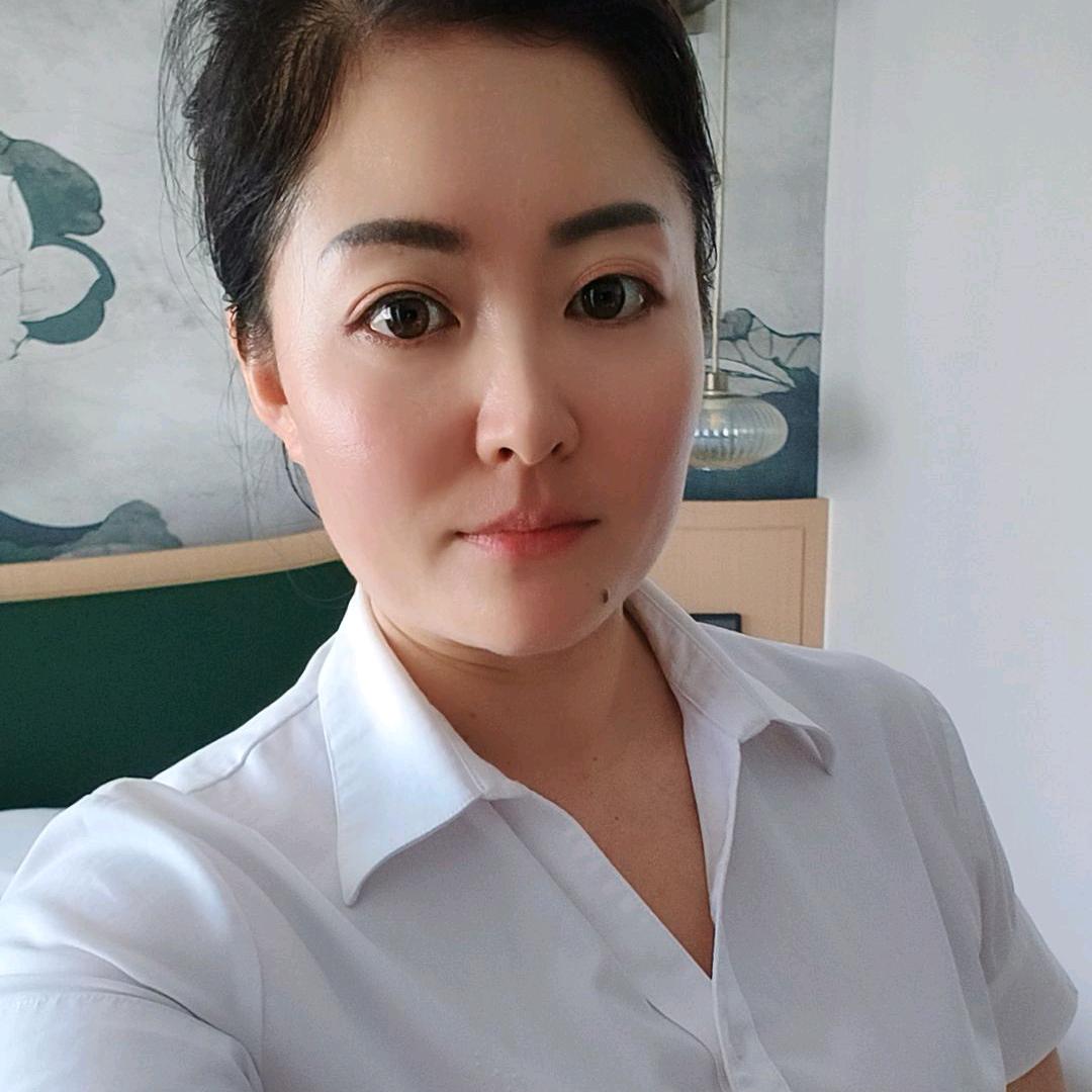 客房萍萍