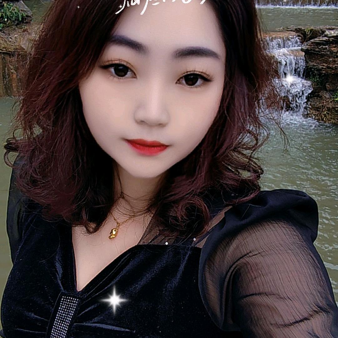 荣荣🍀  我很丑，但我很甜