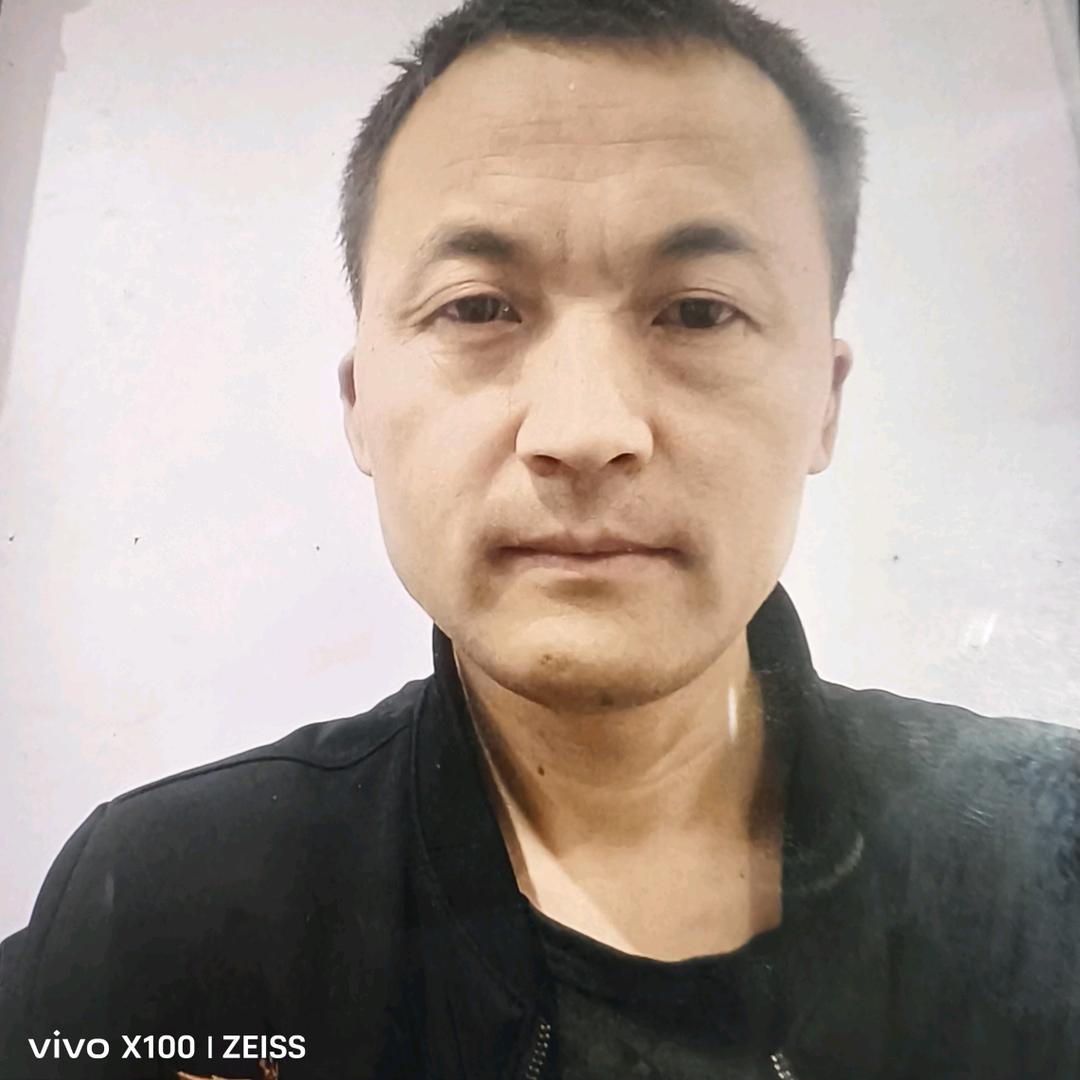 汉华哥.晚上.8点40分
