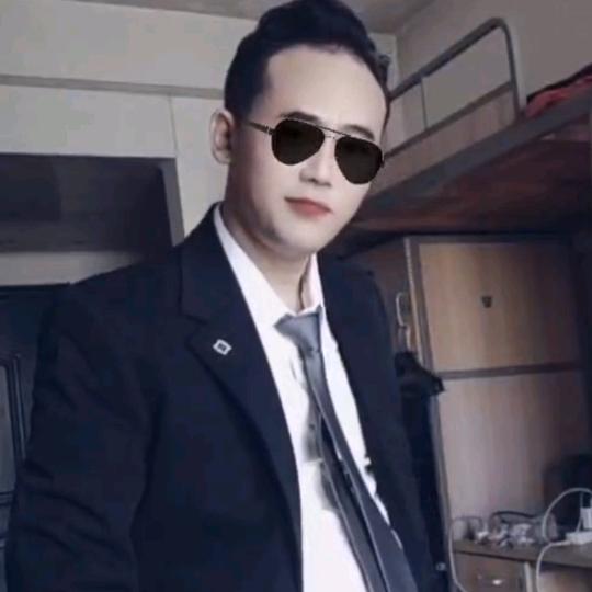 看透爱情。看透你