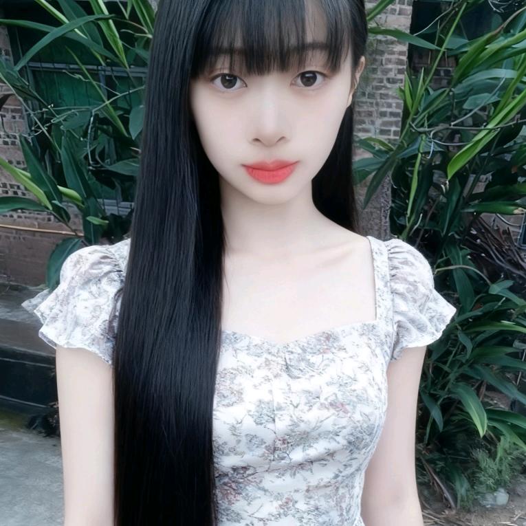 潇潇洒洒  梅儿