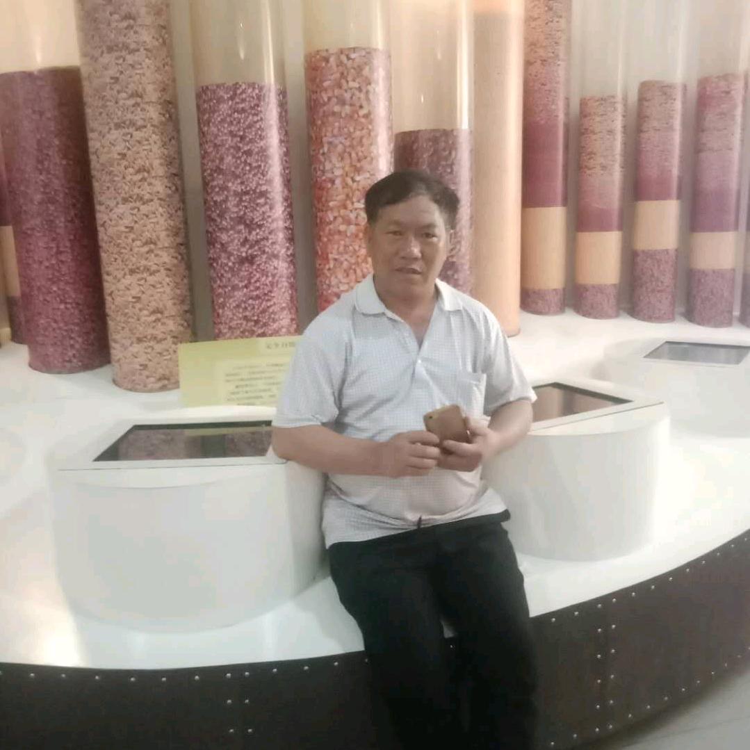 开心聊聊天主播
