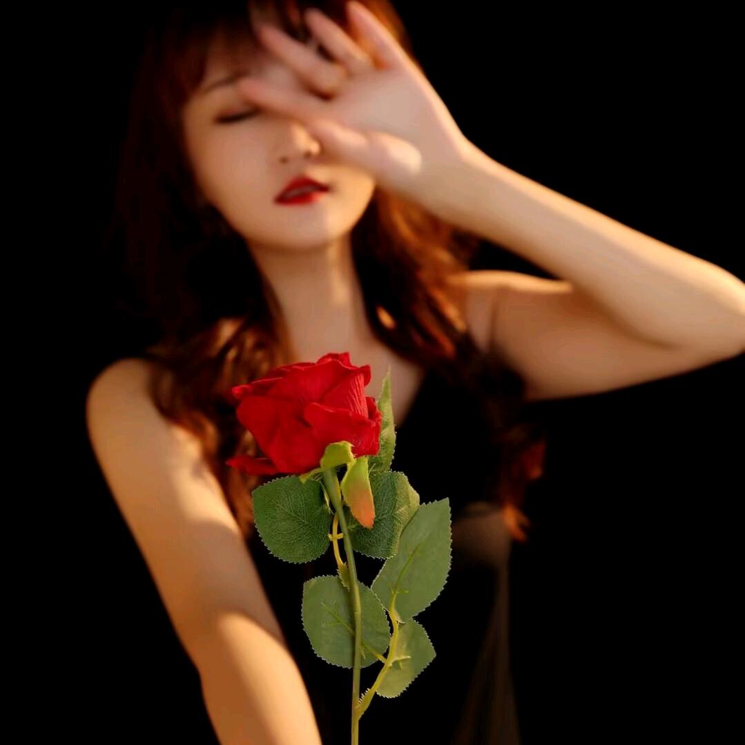 A     💋娜小妞