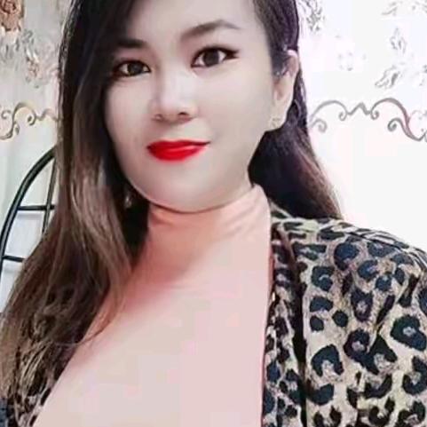 微胖女人