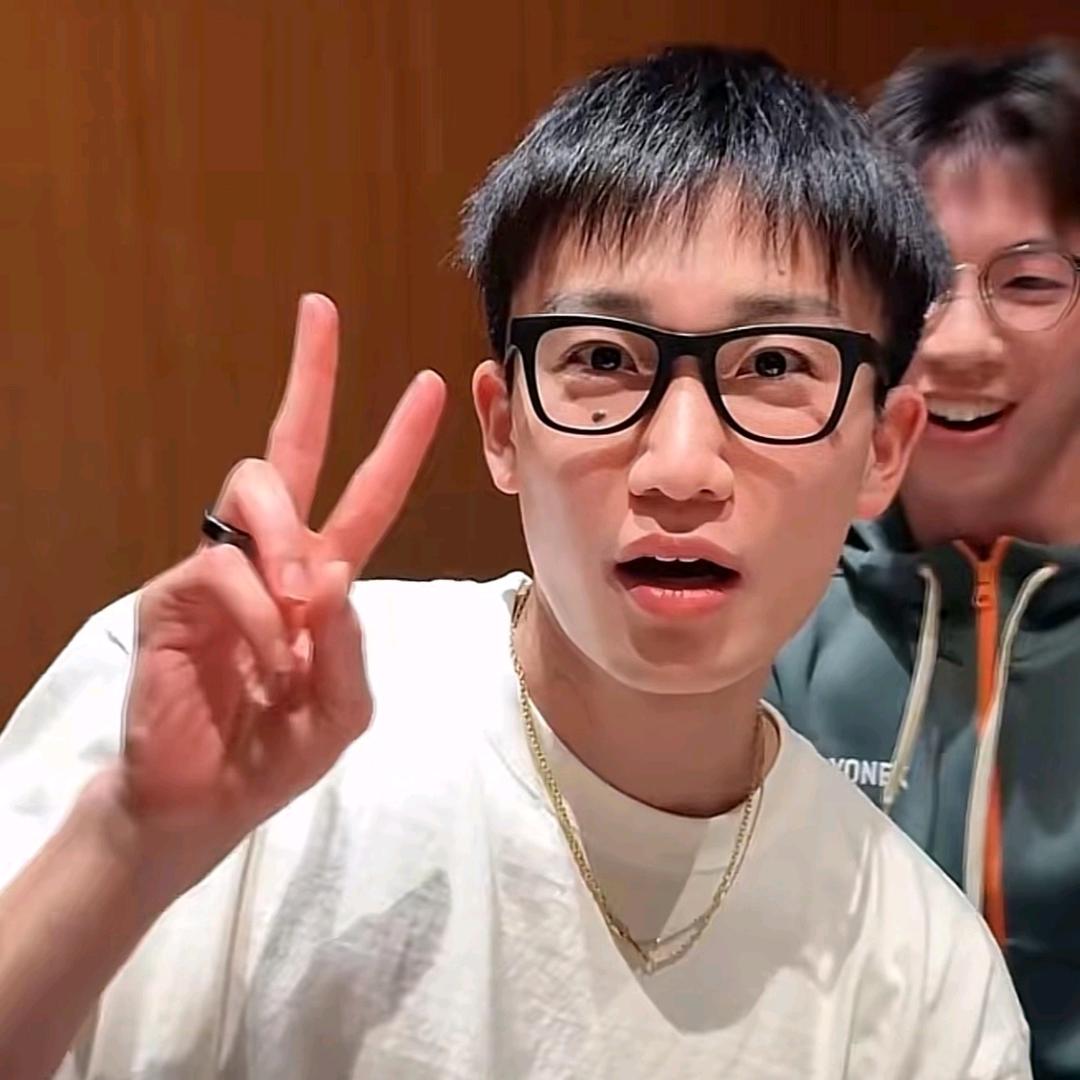 momota🍑不会打球