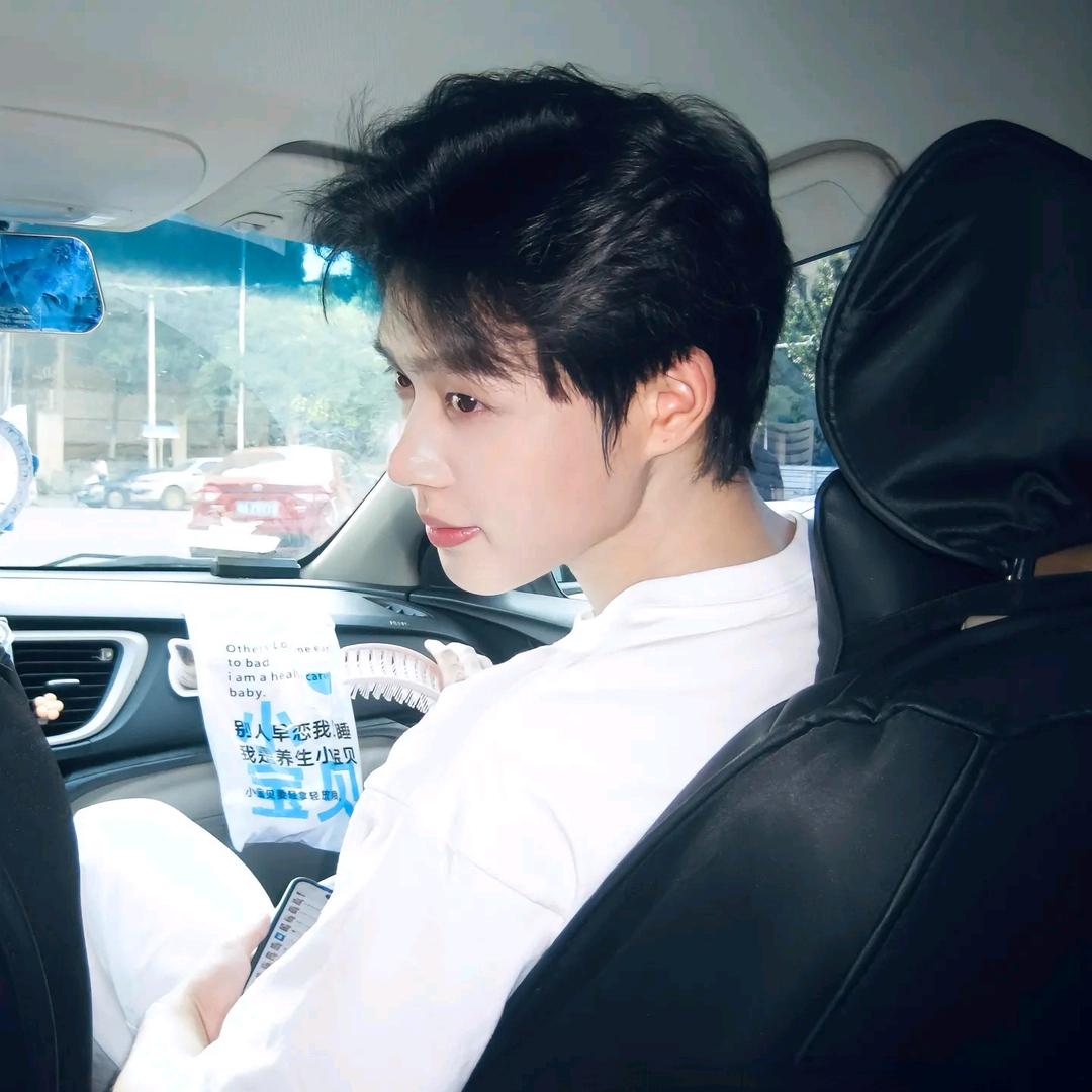 萍萍🦈（见面对话版）