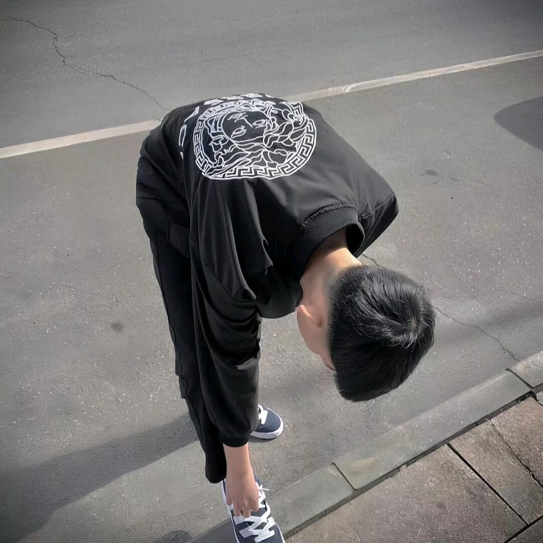 A8