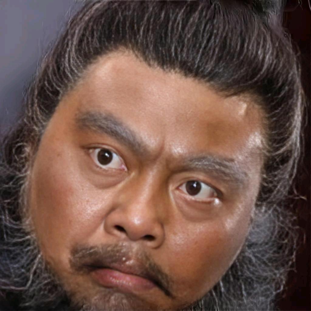 三国翼德