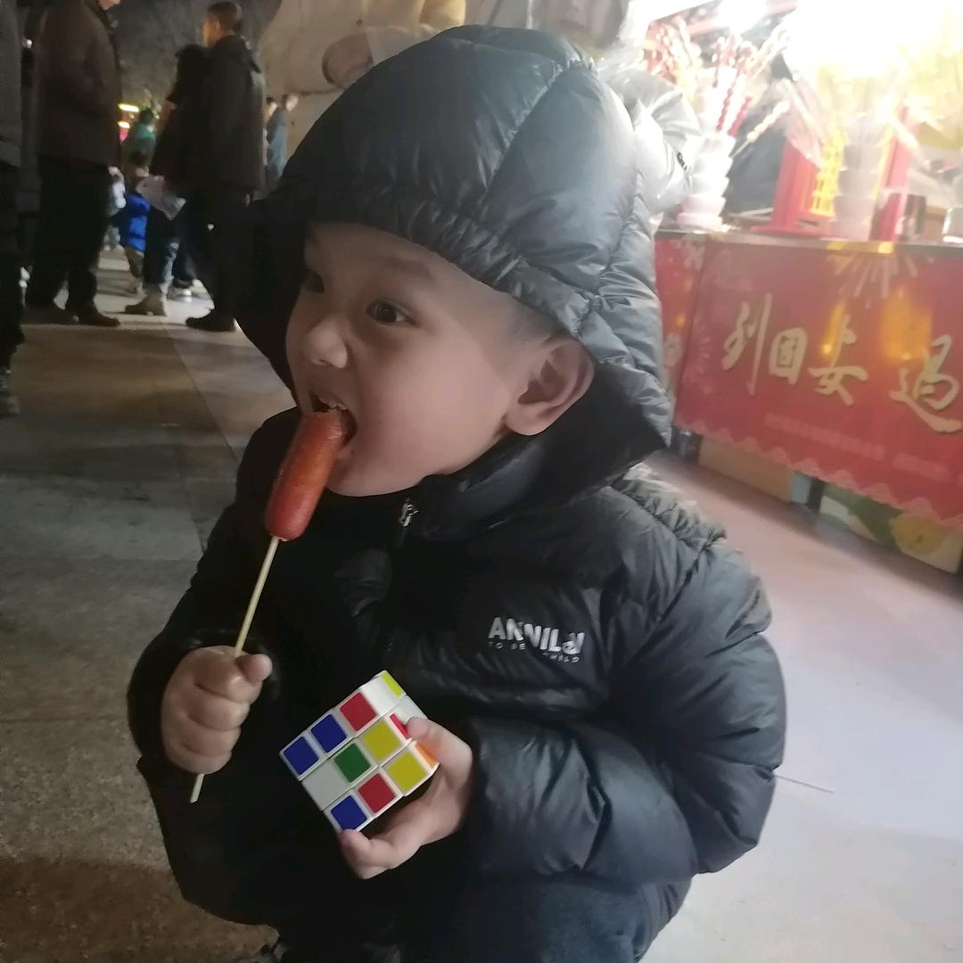 蜀签儿麻辣烫店（英国宫店）