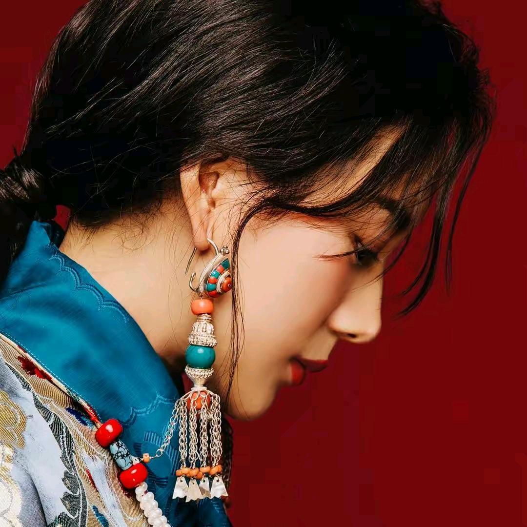 ༺藏女༻་ ☞格🦋曲