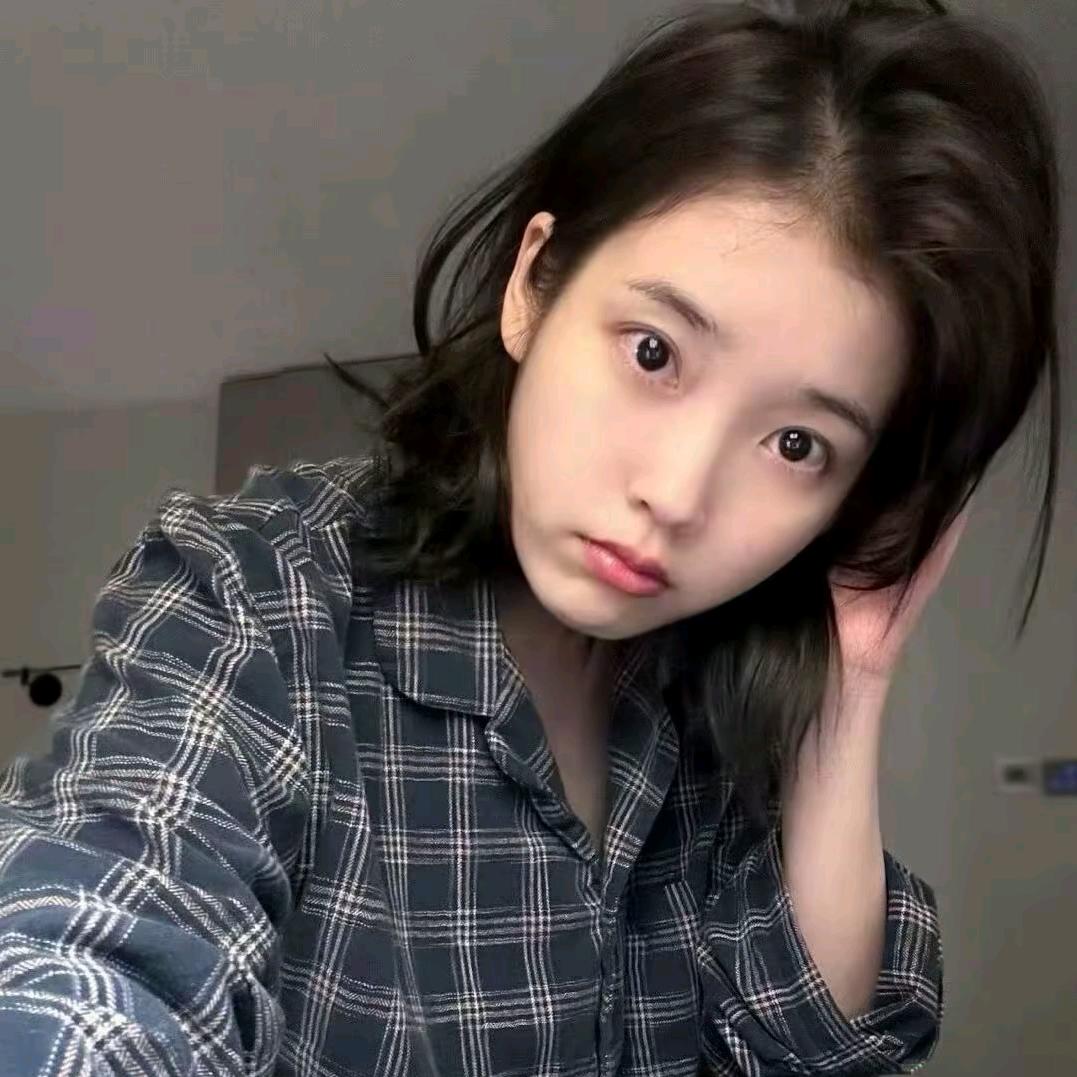 179082