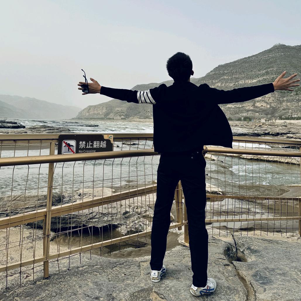 金诺汽车城  （ 涛 涛）