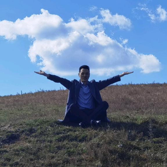 楚镜优选（杨小伟）