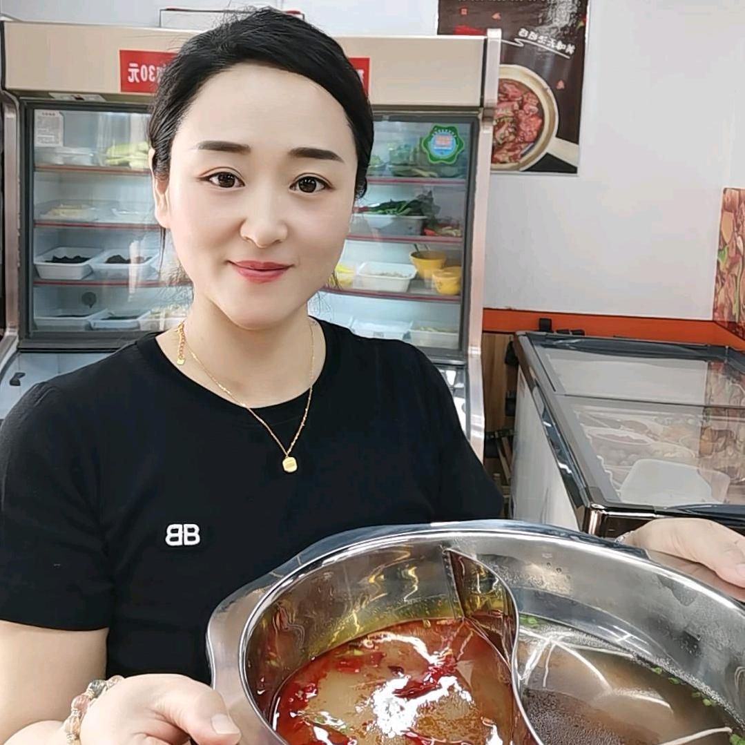 饶阳掌柜自助烤肉火锅楠姐