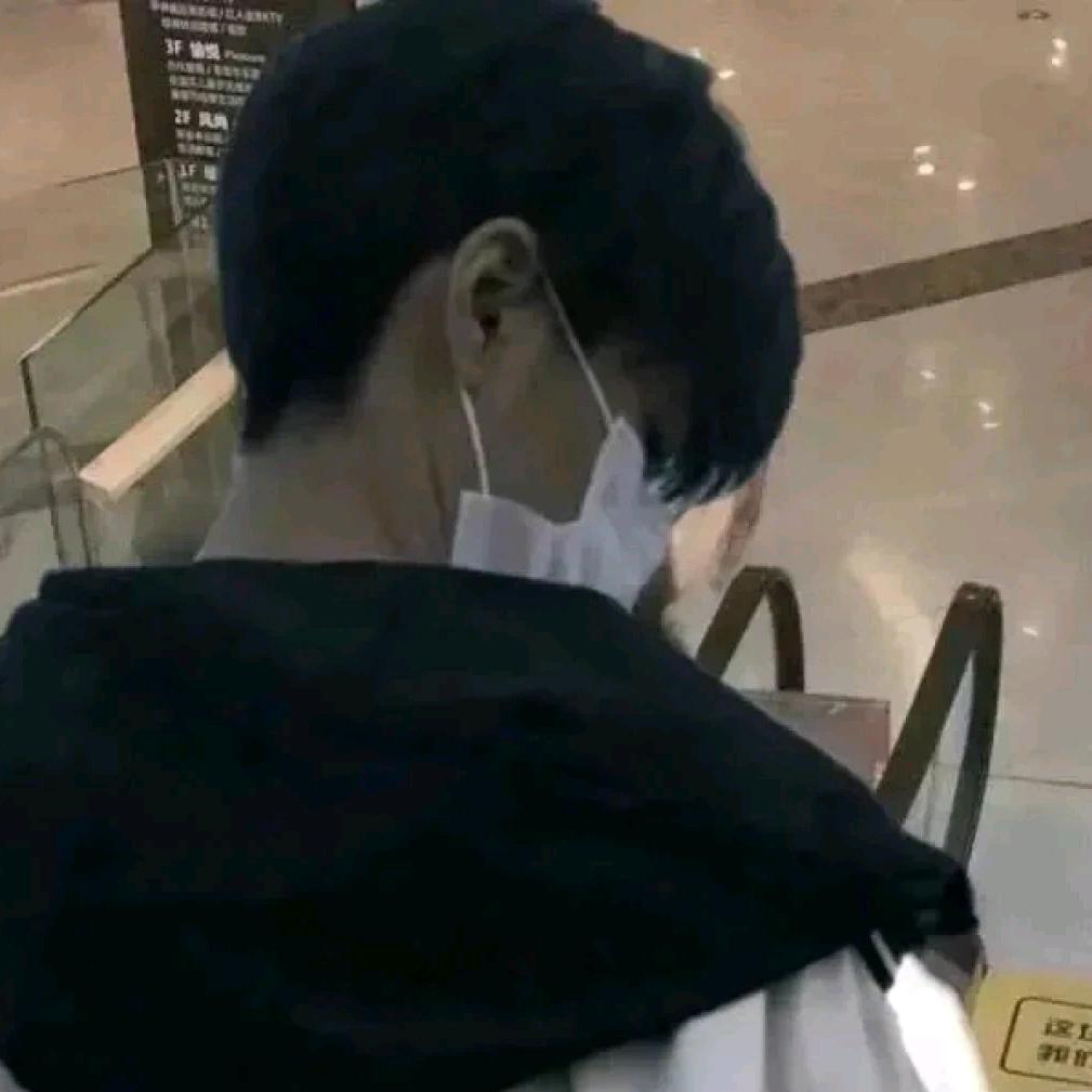 小²云²啊⁷头像