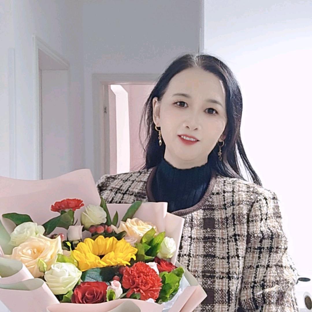 自由自在65年蛇