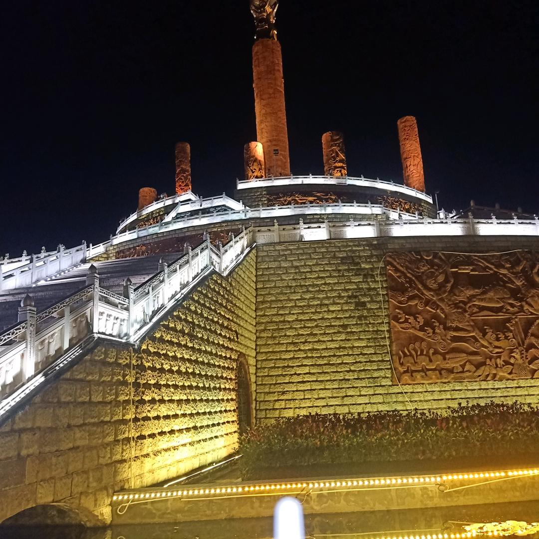 世上那有真情在