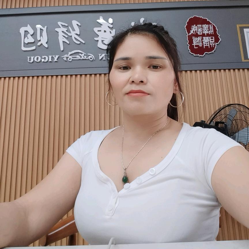 漂亮妈咪(覃永倩)