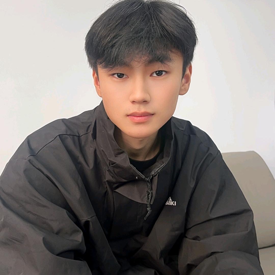李明