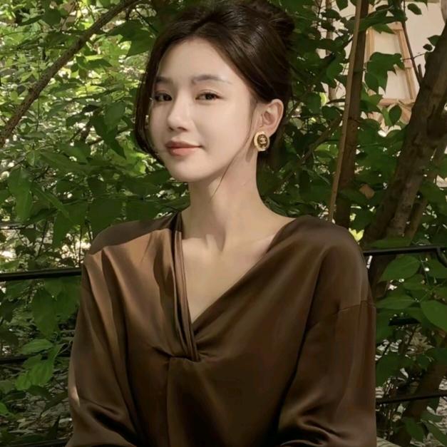 刘一一（时尚穿搭）