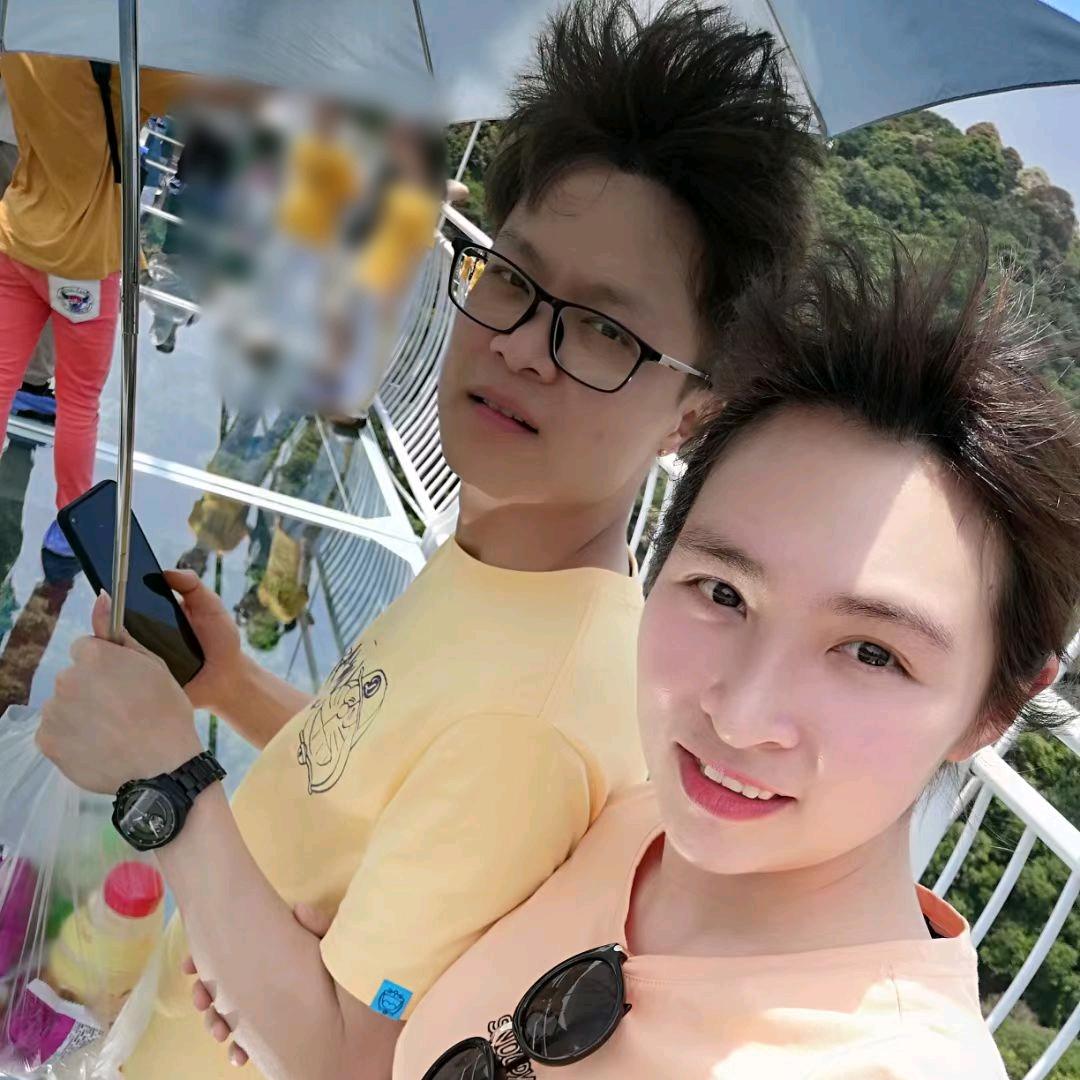 双溪口孟托尼发型设计