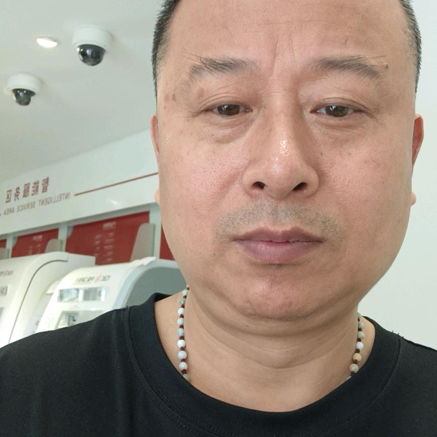拉车的老牛