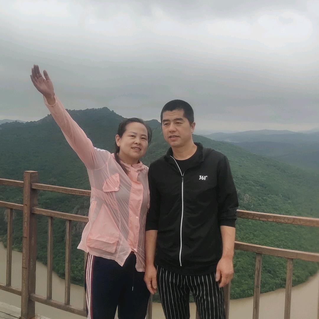 史春霞