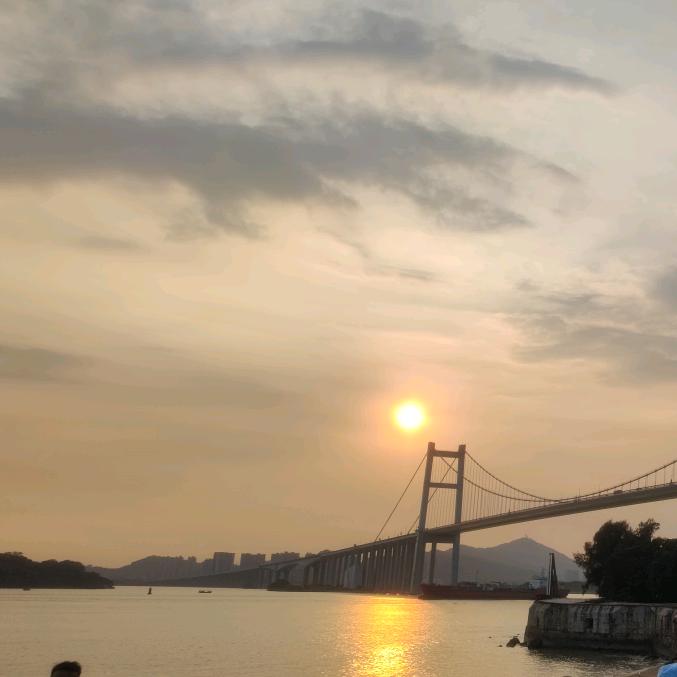 悄悄话→