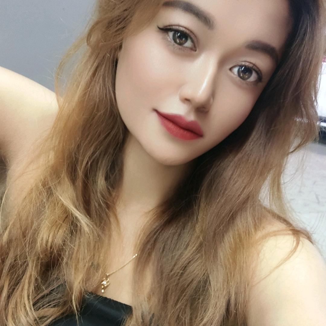 🦋 এ᭄小 富 婆 😎💞࿐ᩚ