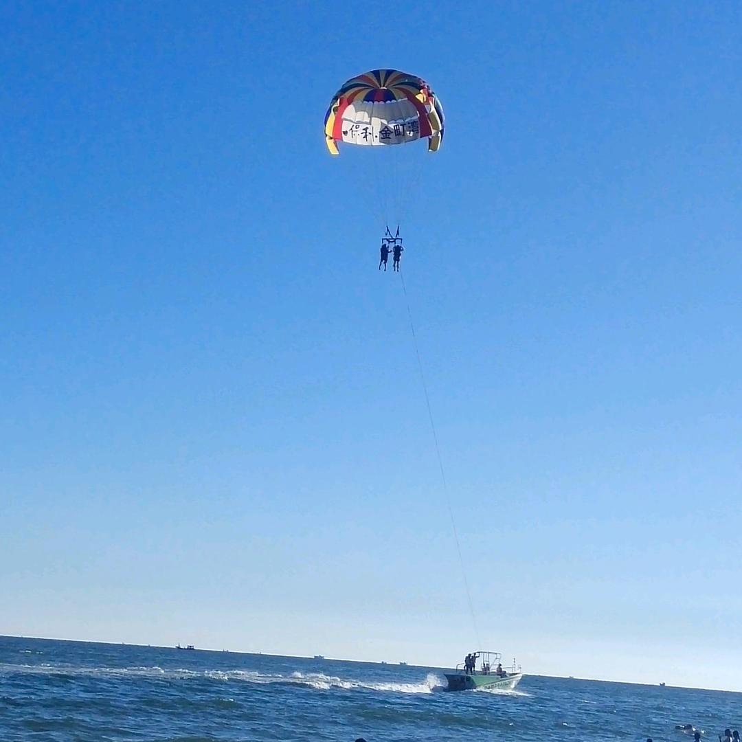 🐉二哥，爱吃坨坨肉