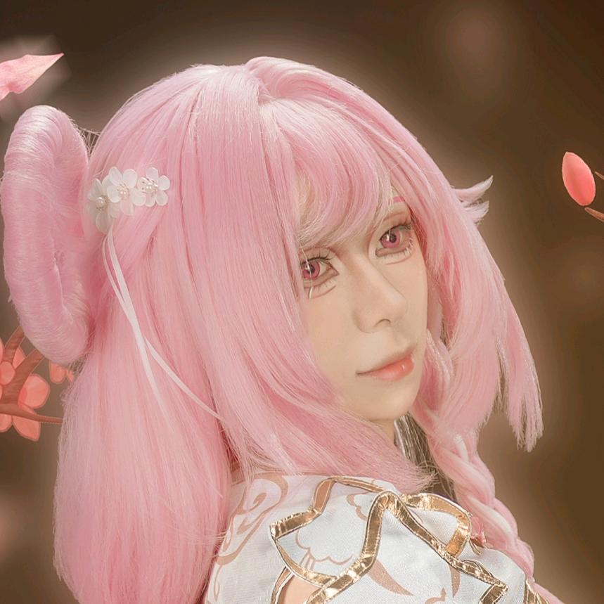 和爱莉希雅在熠绮