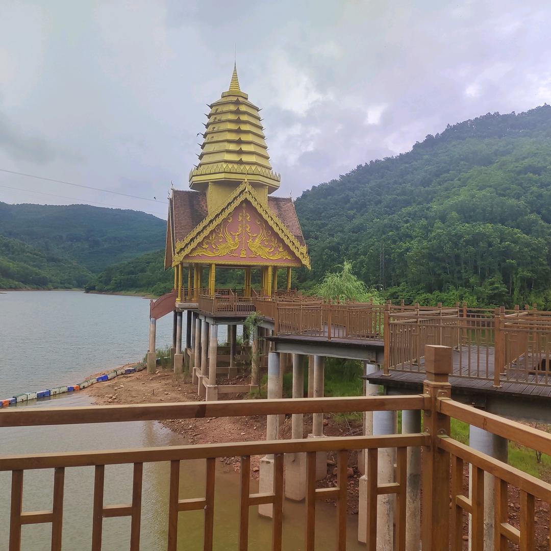 ༊深ღ夜᭄的ꦿ꯭꯭酒꧔ꦿ᭄