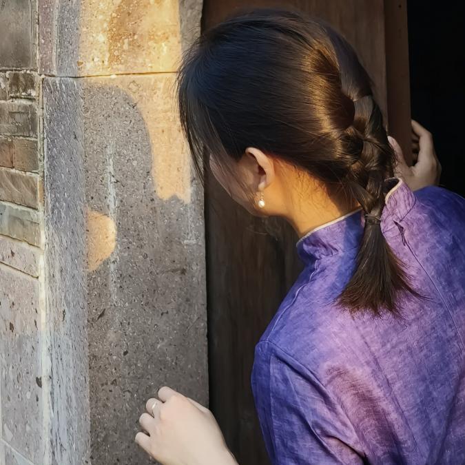 落逸尘