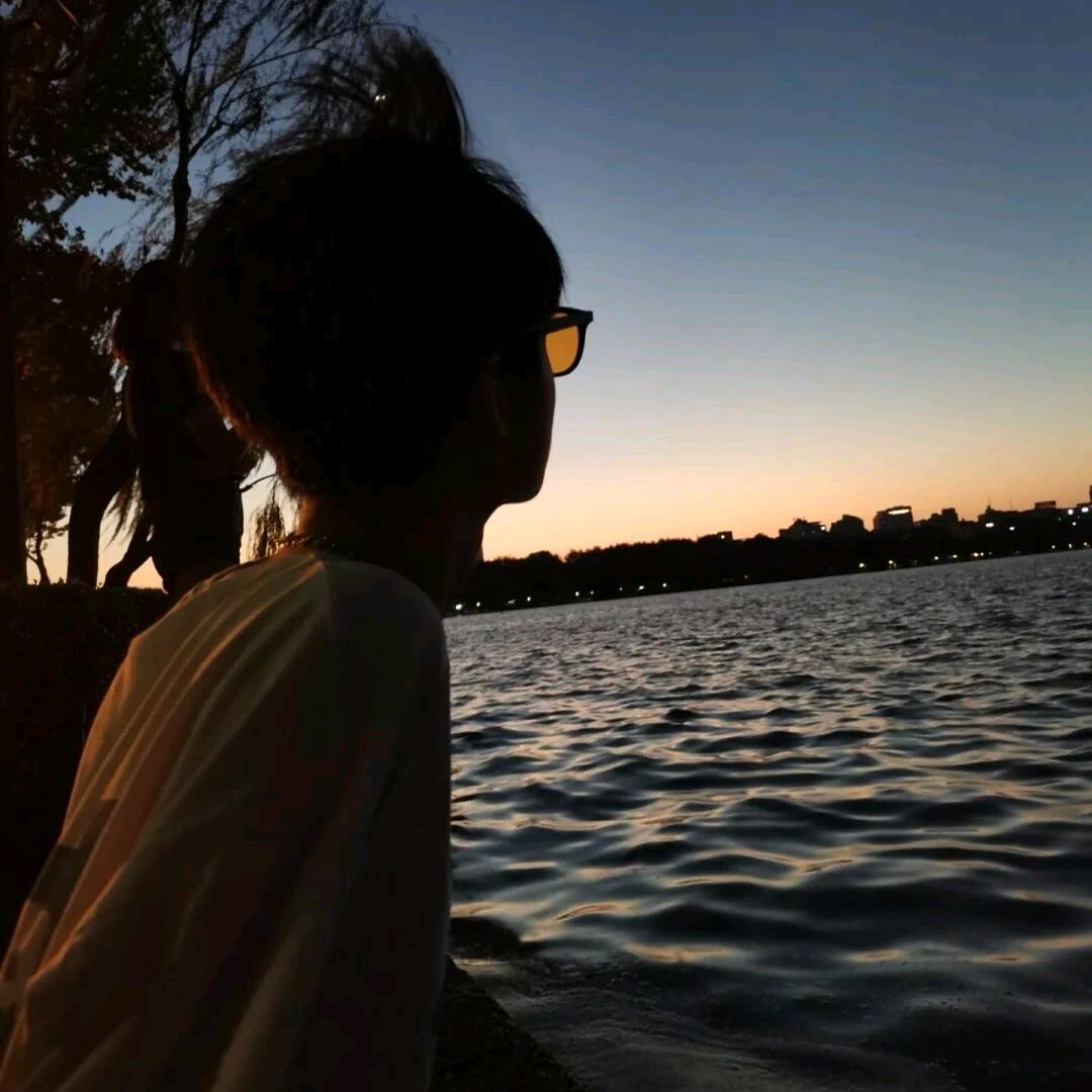 晚点见~