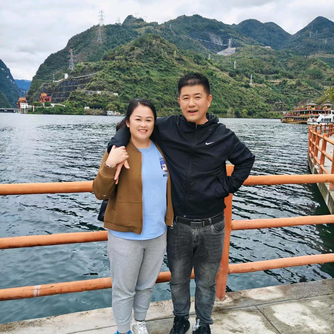 呼伦贝尔千通🌸蓝天快线  孙莲净